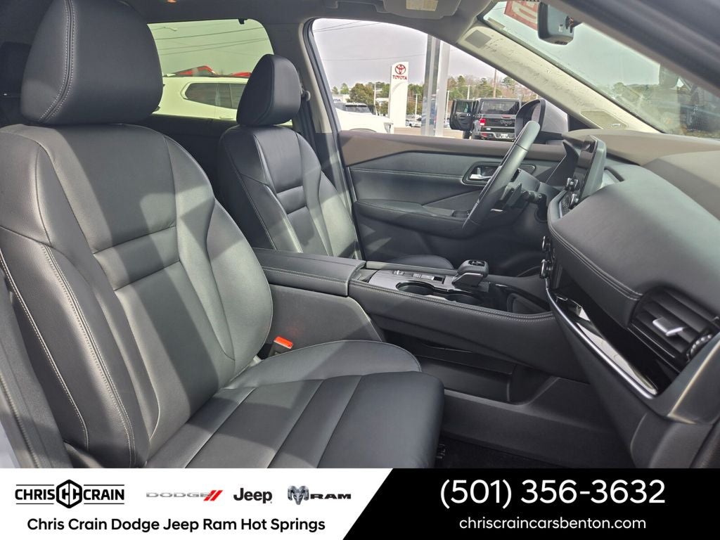 2023 Nissan Rogue SL FWD