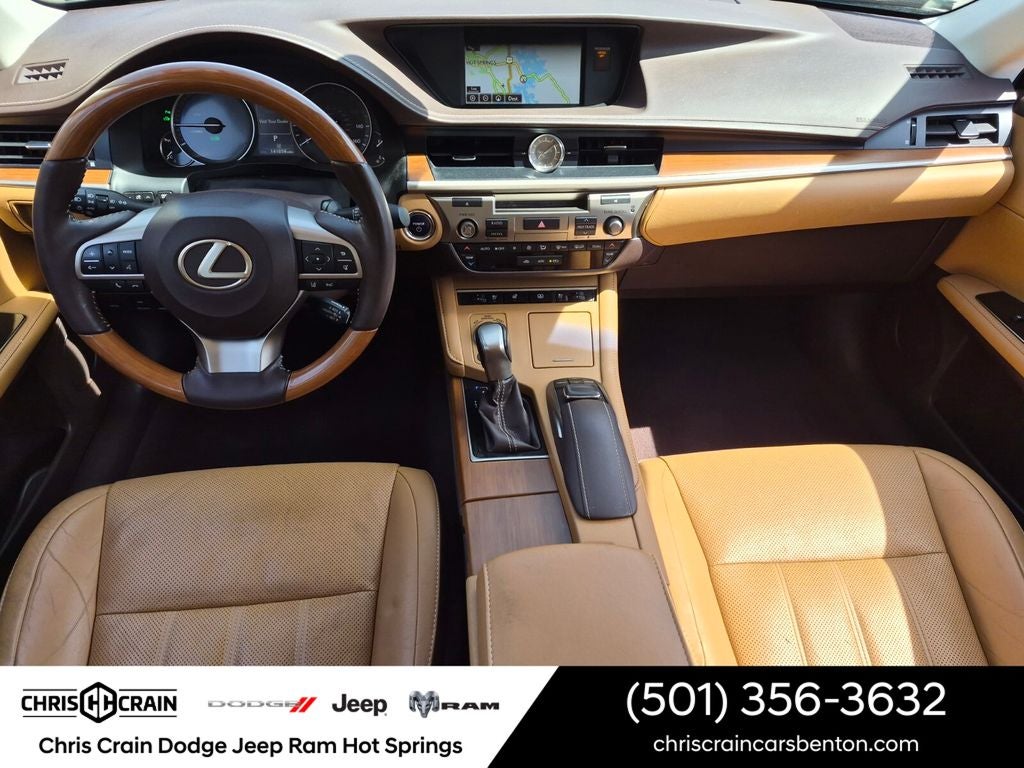 2016 Lexus ES 300h