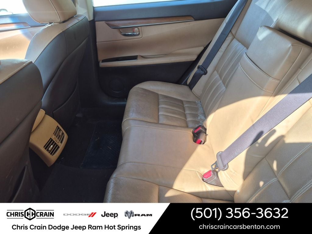 2016 Lexus ES 300h 300h