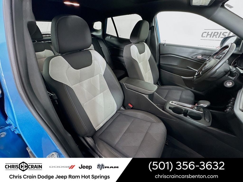 2025 Chevrolet Trax FWD 1RS