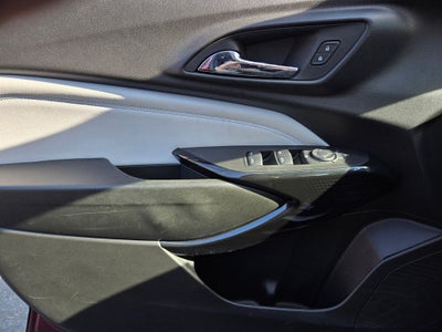 2025 Chevrolet Trax FWD LT