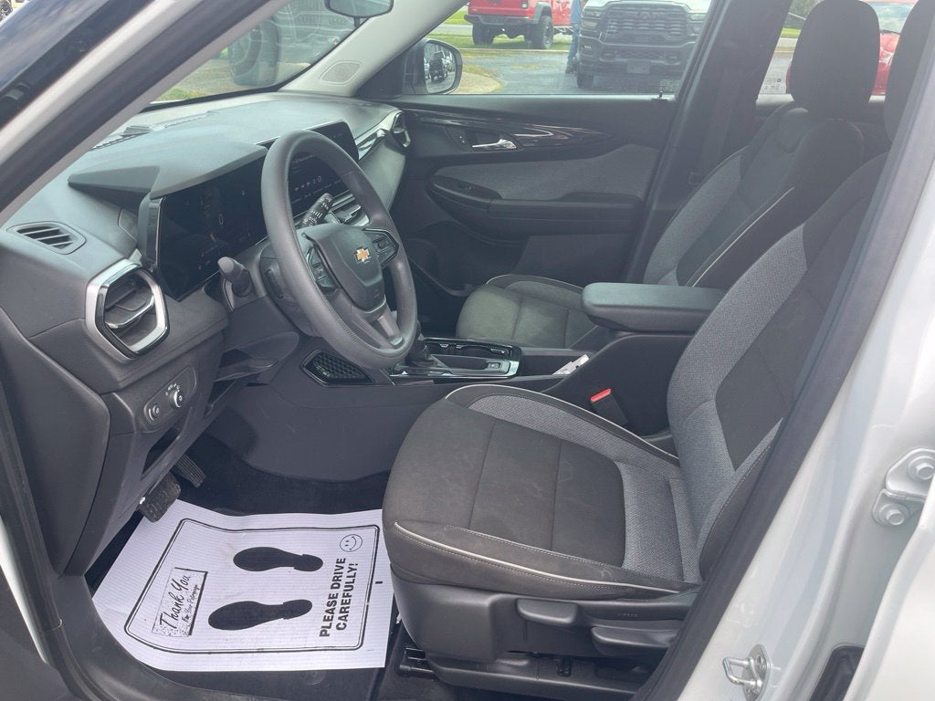 2025 Chevrolet Trailblazer FWD LS