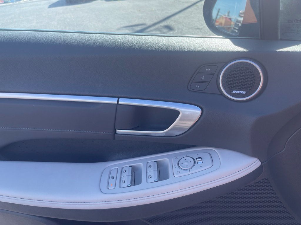 2022 Hyundai SONATA Limited