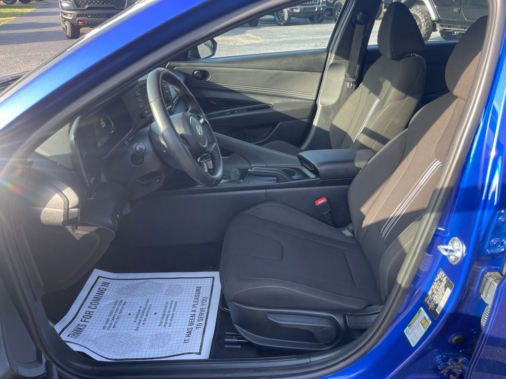 2025 Hyundai ELANTRA SEL Sport