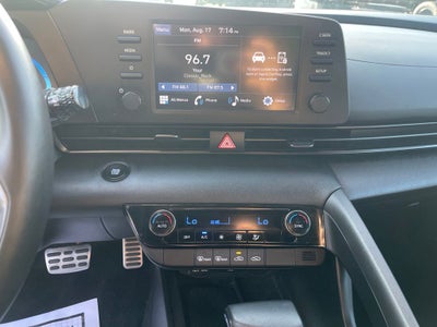 2025 Hyundai ELANTRA SEL Sport