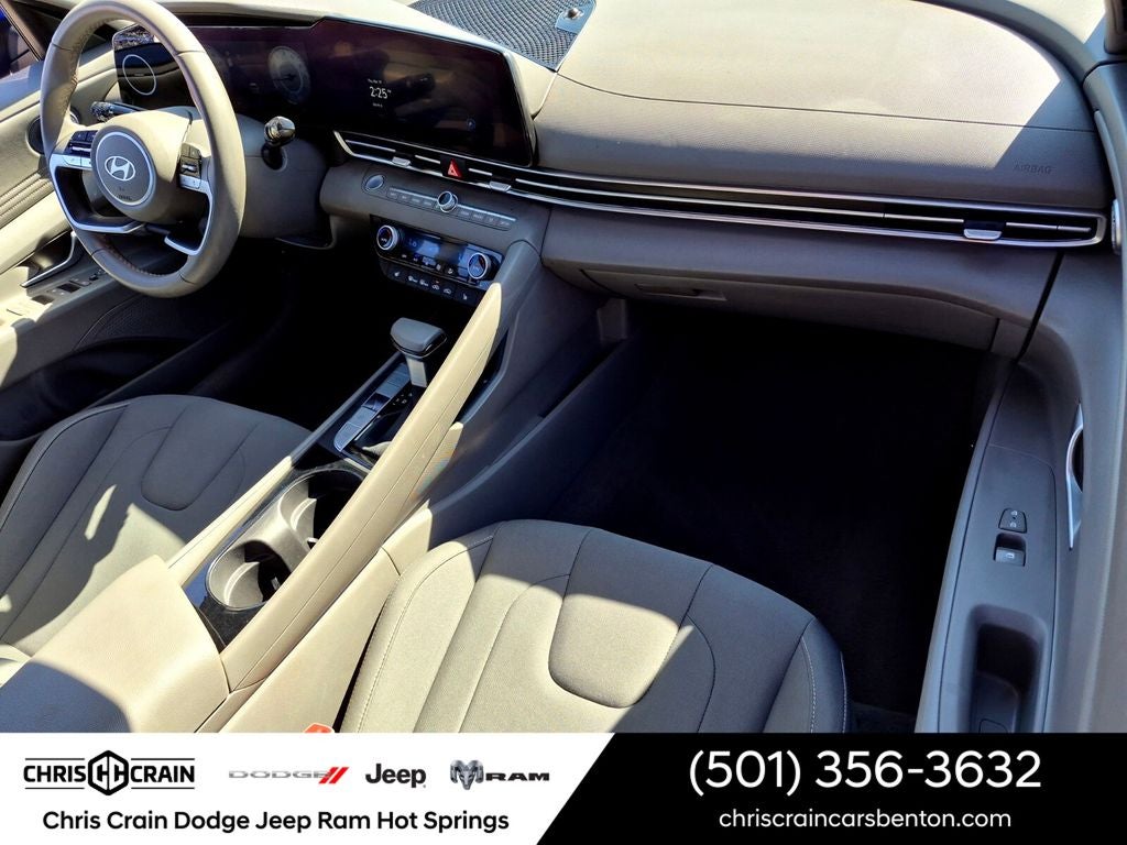 2025 Hyundai ELANTRA SEL Convenience