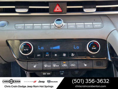 2025 Hyundai ELANTRA SEL Convenience