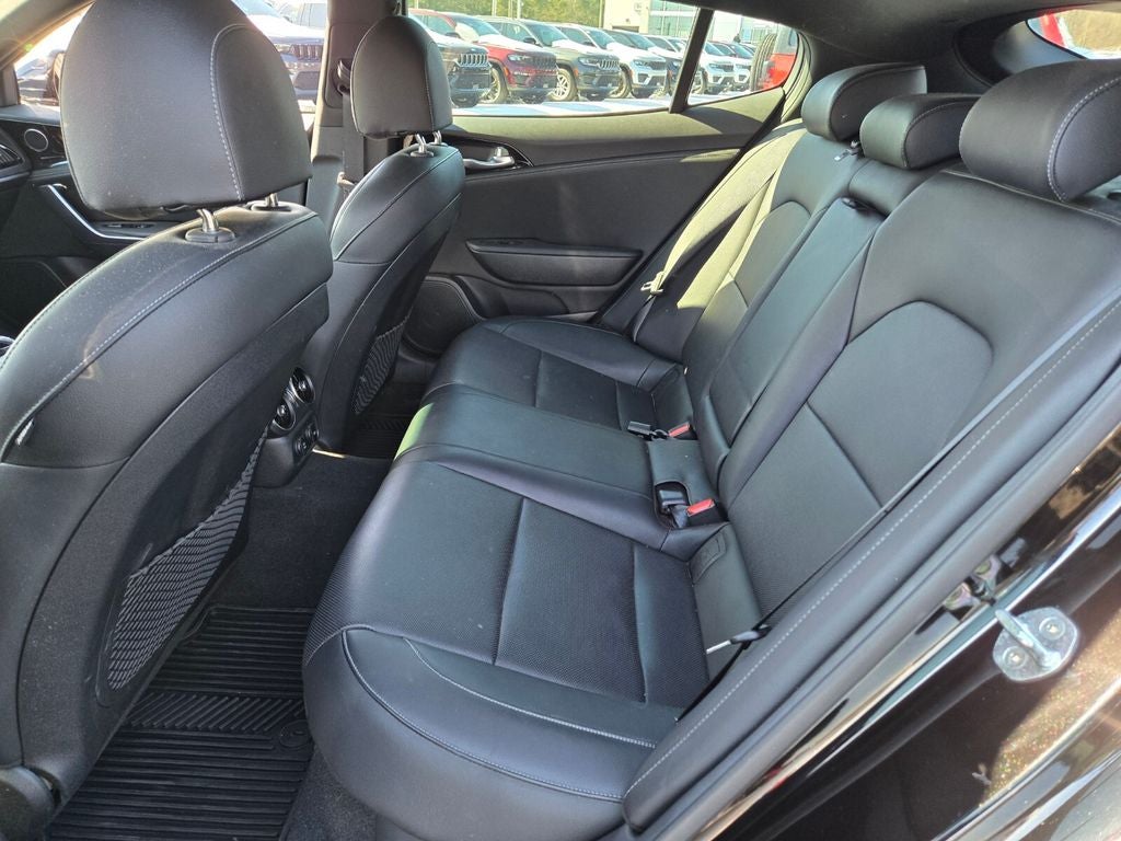 2022 Kia Stinger GT-Line