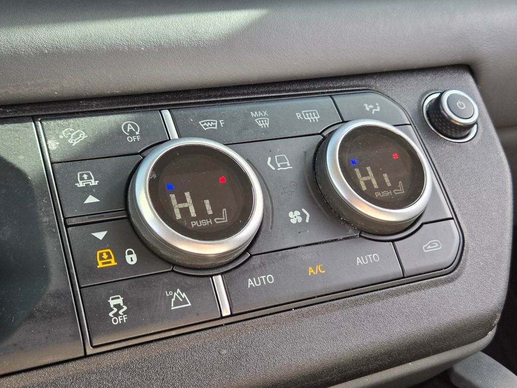 2024 Land Rover Defender 110 P400 X-Dynamic SE