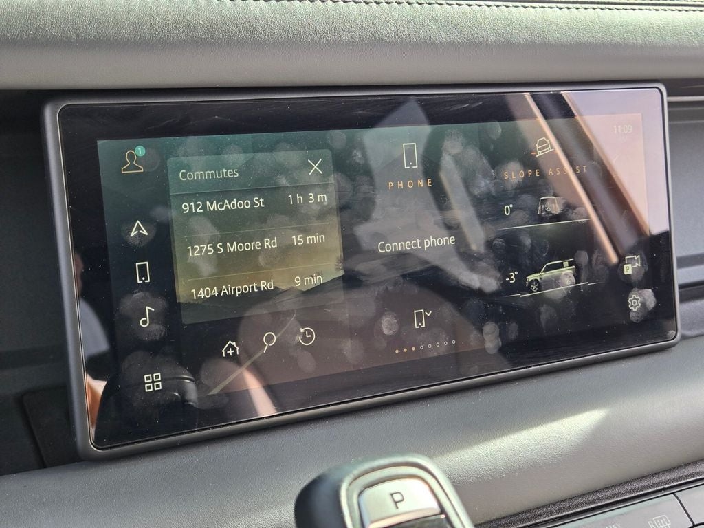 2024 Land Rover Defender 110 P400 X-Dynamic SE