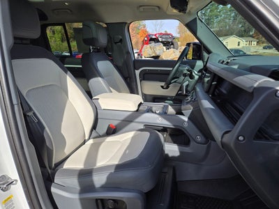 2024 Land Rover Defender 110 P400 X-Dynamic SE