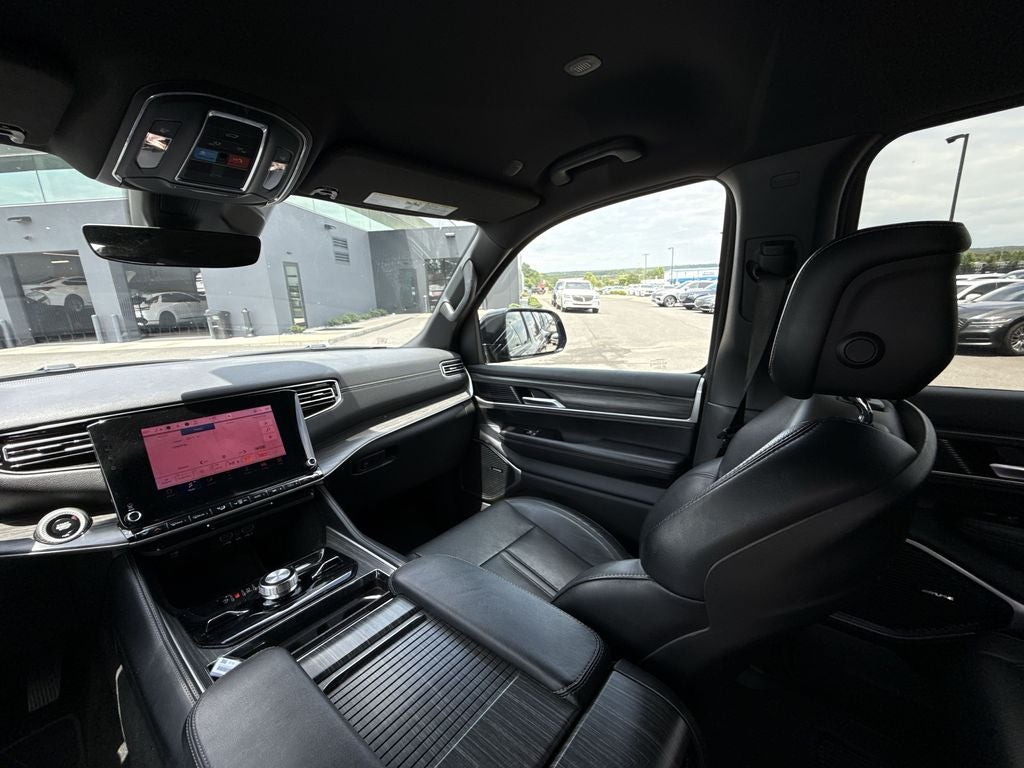 2024 Jeep Wagoneer L Series III