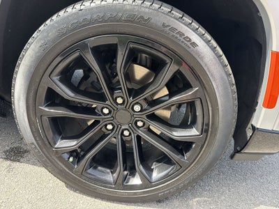 2022 Jeep Grand Wagoneer Series III