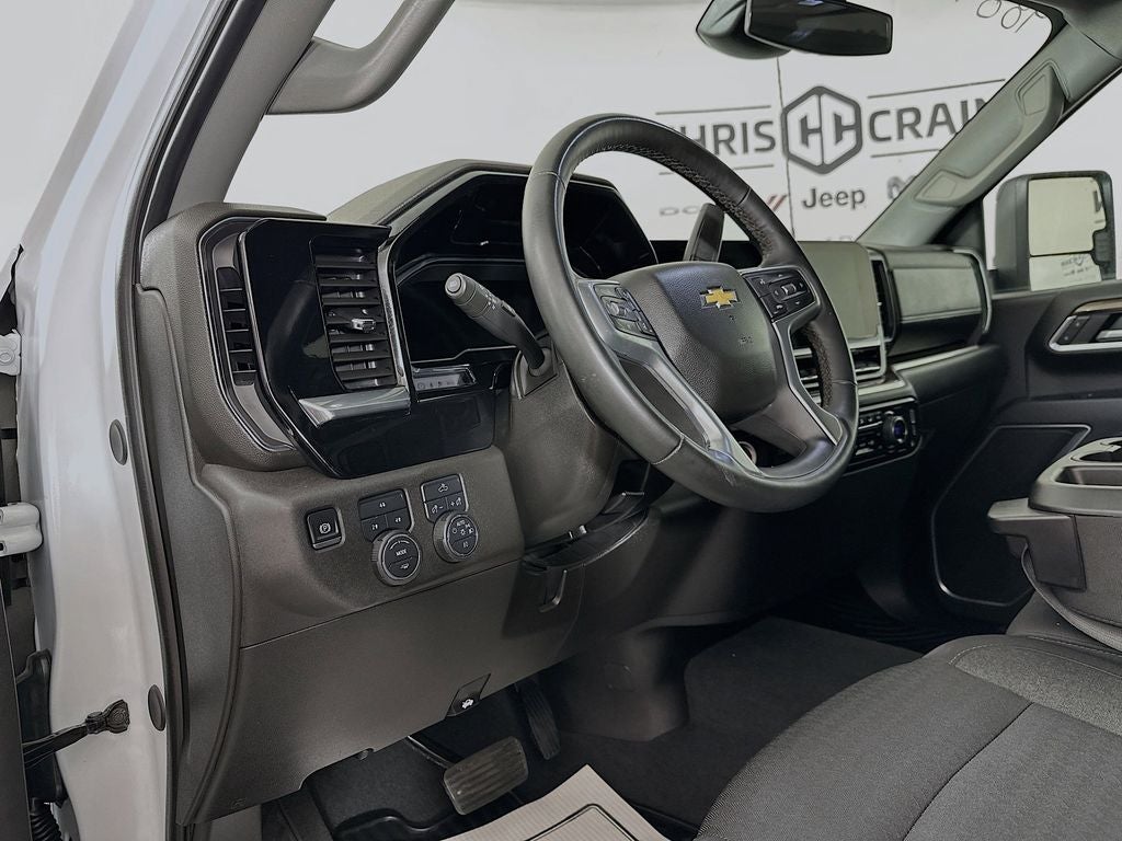 2025 Chevrolet Silverado 2500HD LT