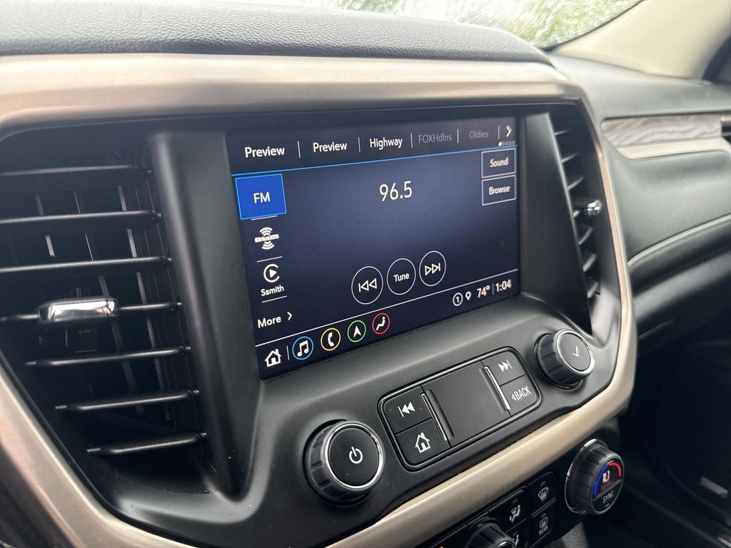 2023 GMC Acadia Denali
