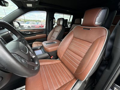 2023 GMC Yukon XL Denali Ultimate