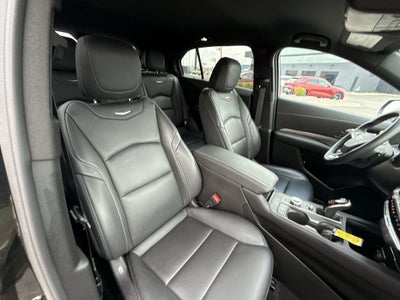 2025 Cadillac XT4 Premium Luxury