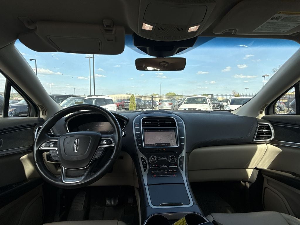 2019 Lincoln Nautilus Select