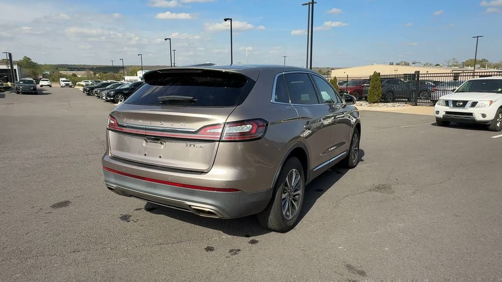 2019 Lincoln Nautilus Select