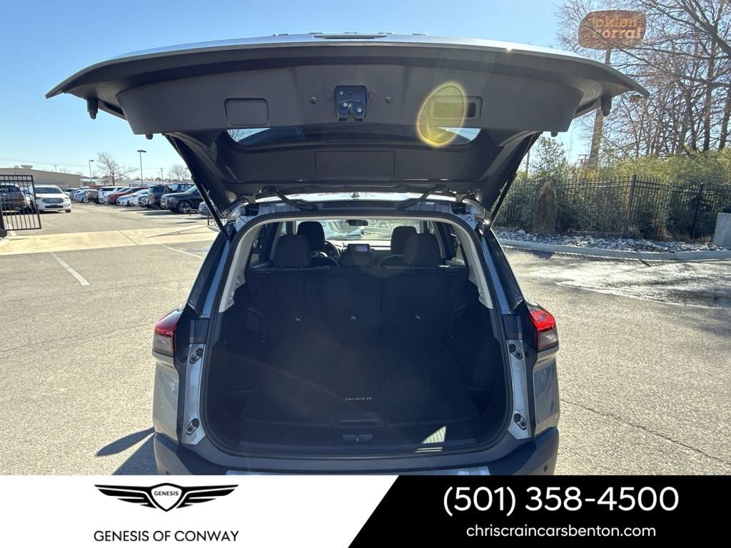 2022 Nissan Rogue SV