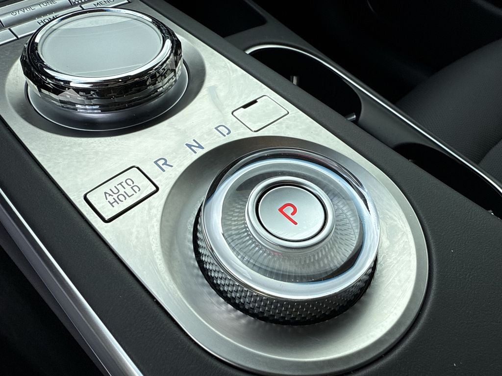 2024 Genesis GV70 2.5T