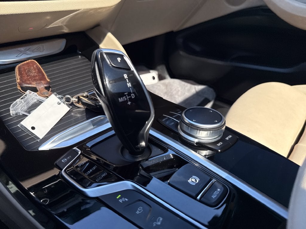 2021 BMW X4 xDrive30i