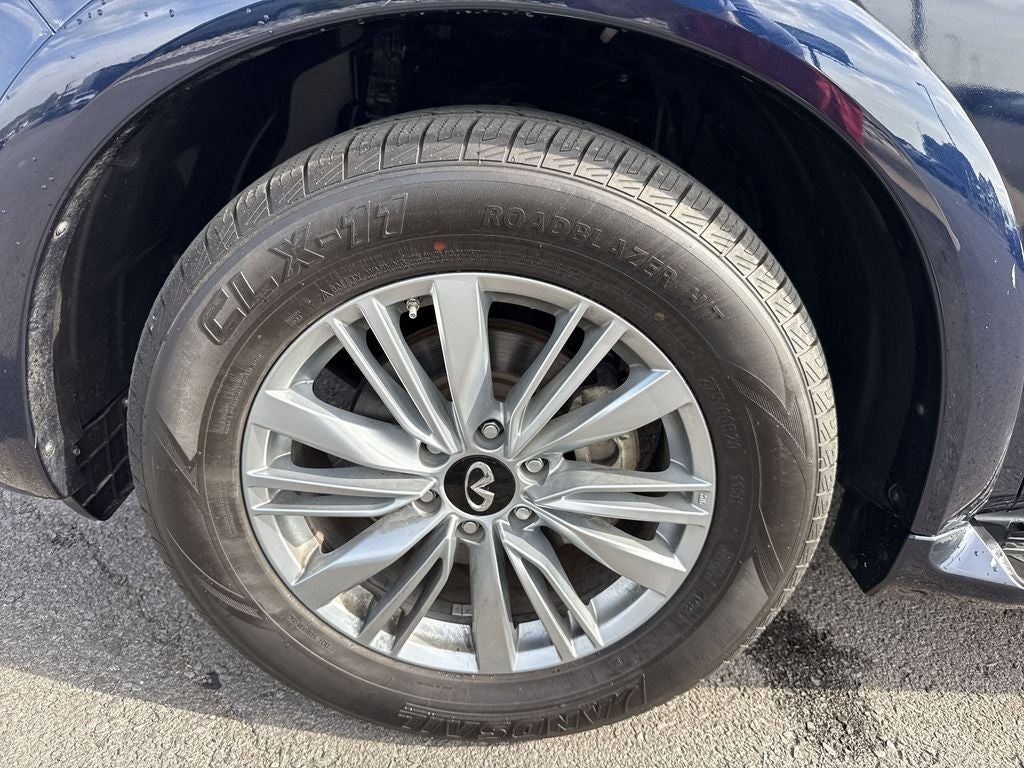 2024 INFINITI QX80 LUXE