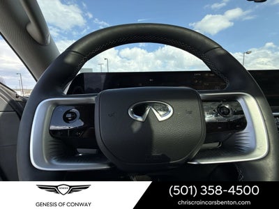 2025 INFINITI QX80 LUXE