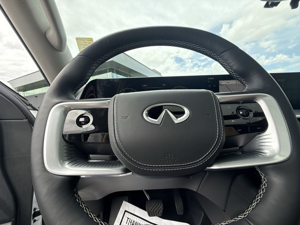 2025 INFINITI QX80 SENSORY