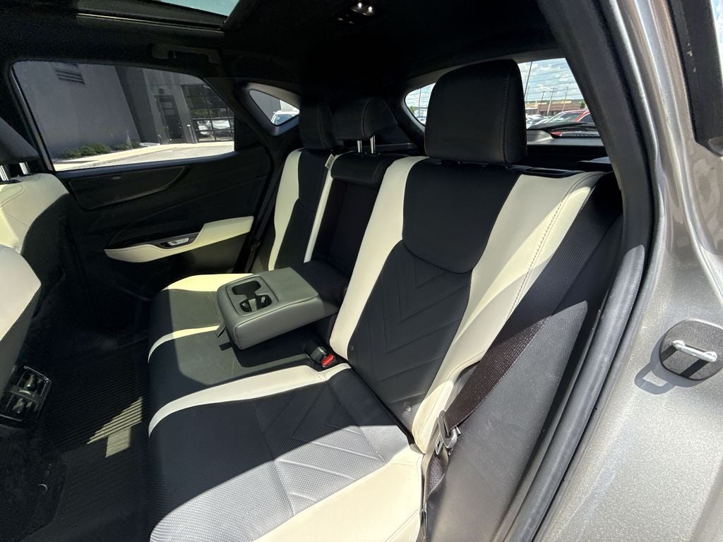 2022 Lexus NX 350h Luxury