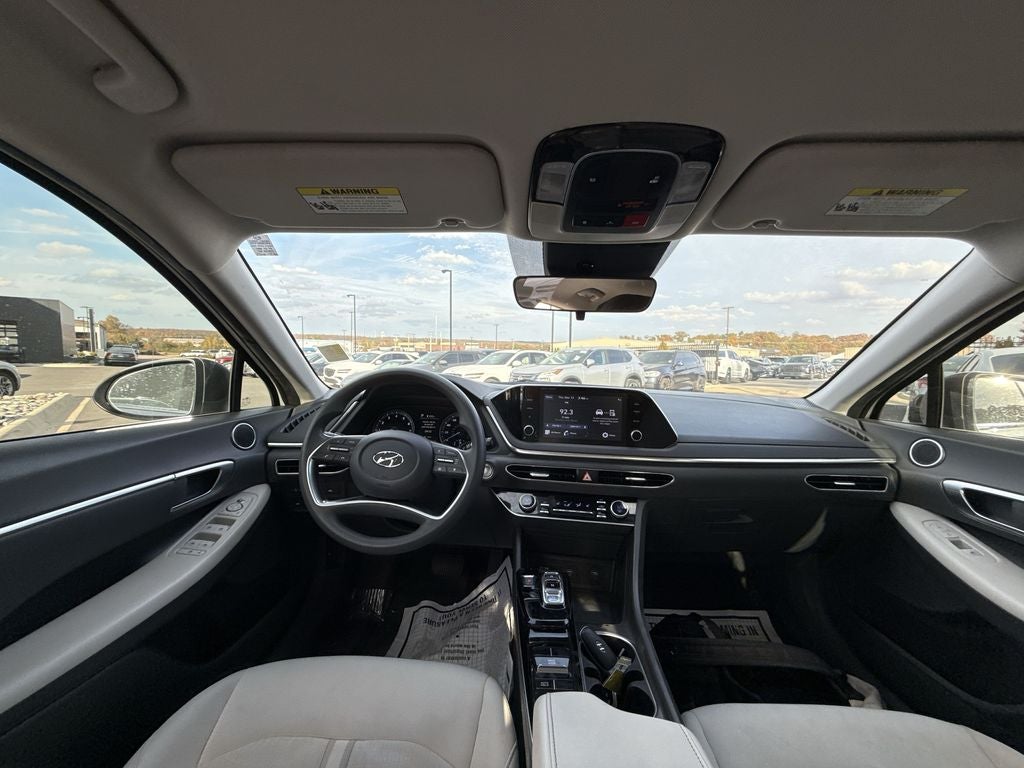 2022 Hyundai SONATA SEL