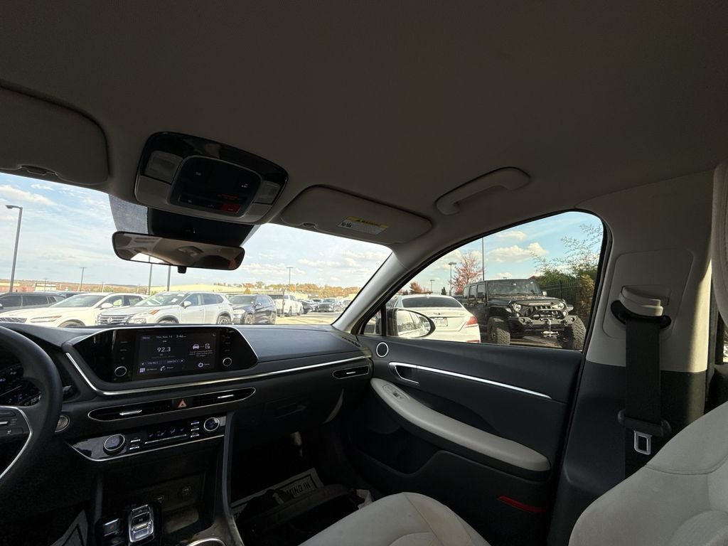 2022 Hyundai SONATA SEL