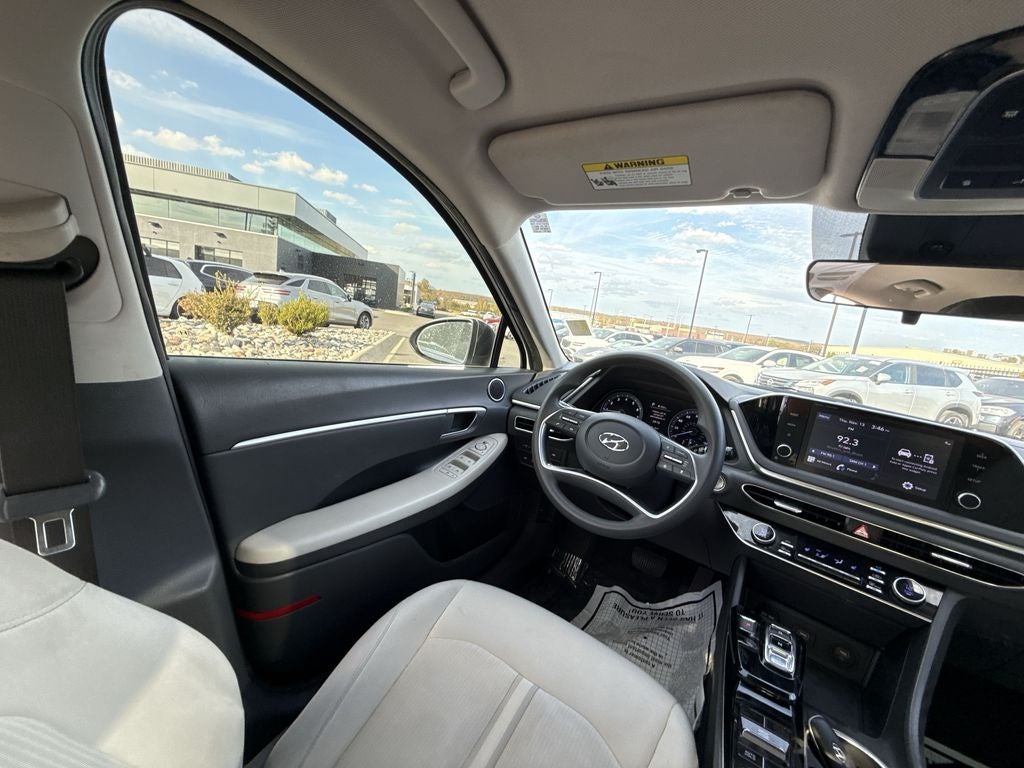 2022 Hyundai SONATA SEL