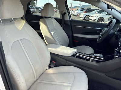 2022 Hyundai SONATA SEL