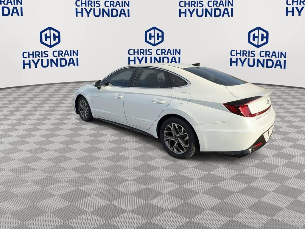 2022 Hyundai SONATA SEL