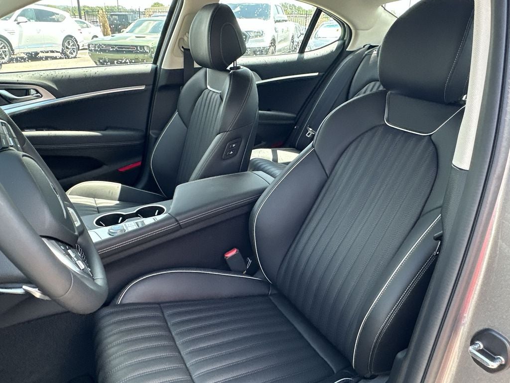 2026 Genesis G70 2.5T Prestige