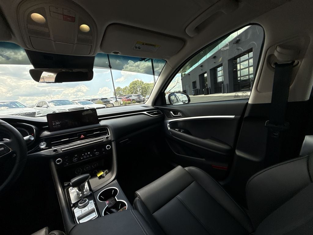2025 Genesis G70 2.5T