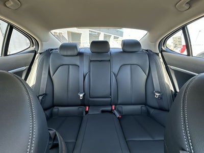 2025 Genesis G70 2.5T