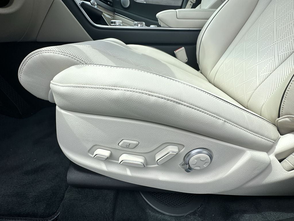 2025 Genesis GV80 2.5T Prestige