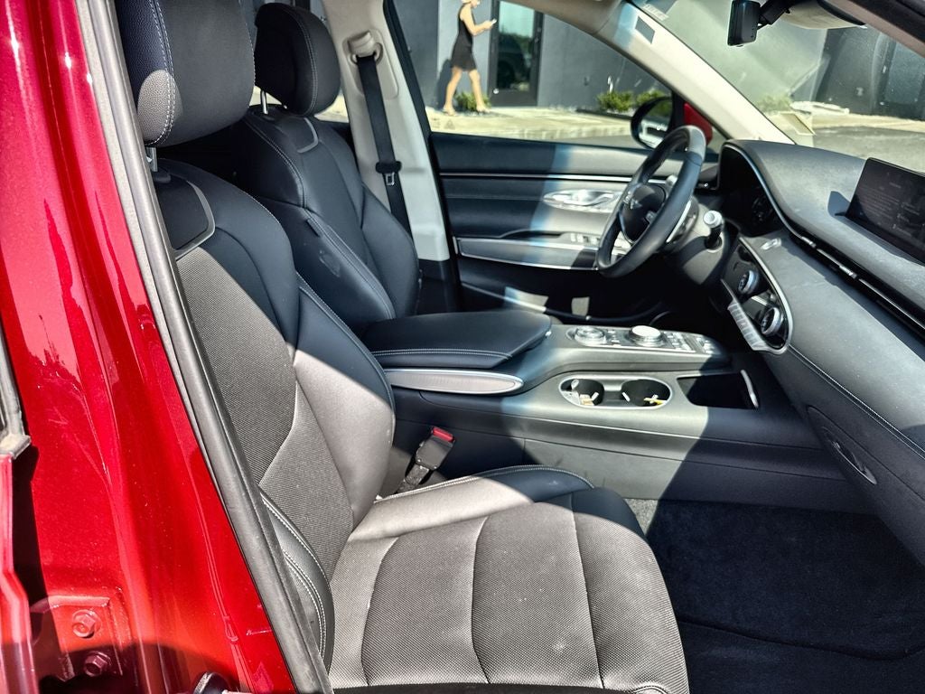 2023 Genesis GV70 2.5T