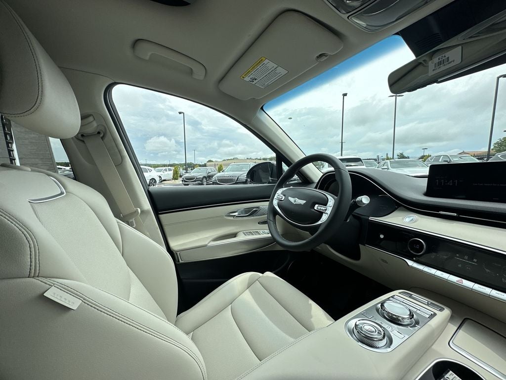 2025 Genesis GV70 2.5T