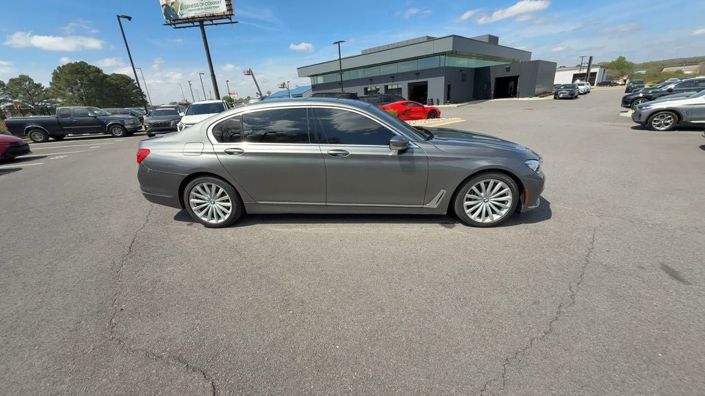 2019 BMW 7 Series 740i