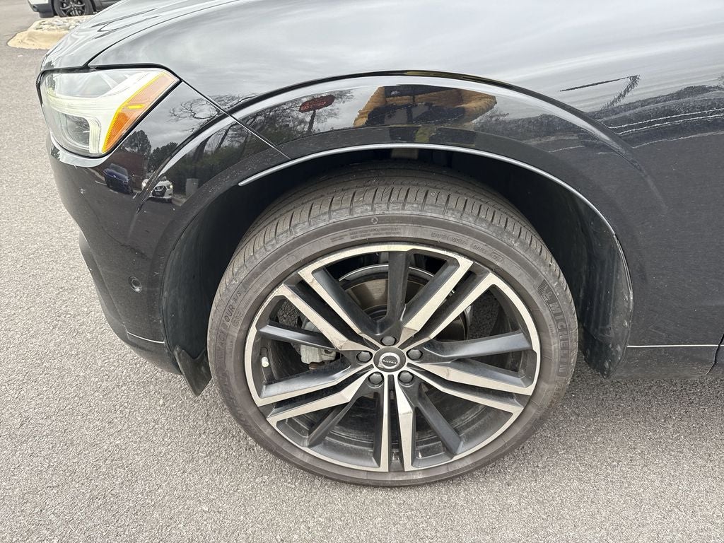 2021 Volvo XC60 T5 R-Design