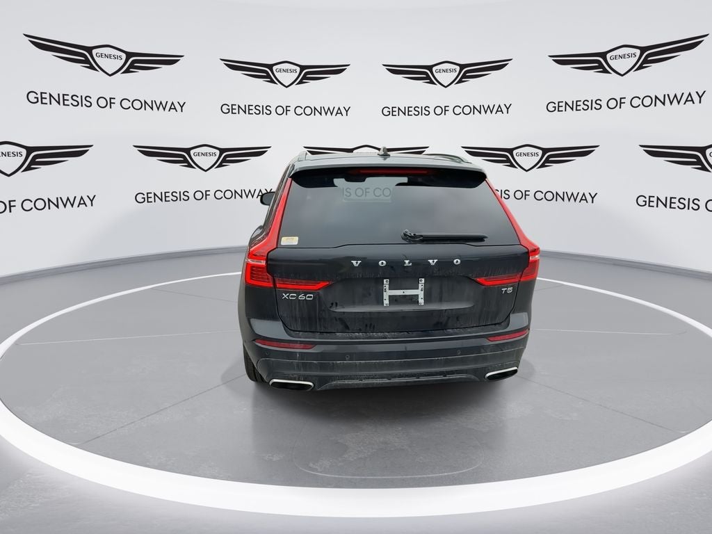 2021 Volvo XC60 T5 R-Design